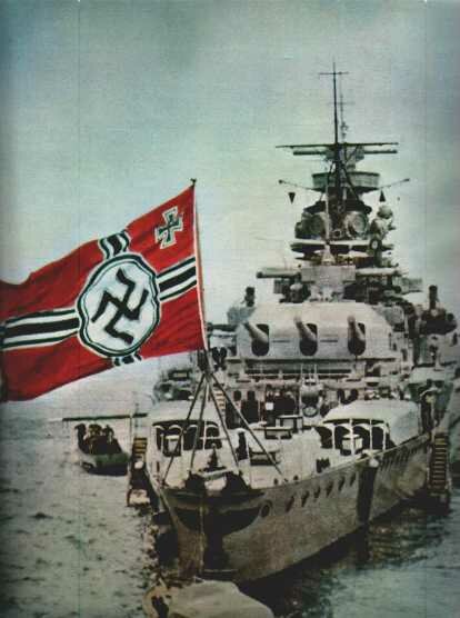 Admiral Graf Spee en el puerto